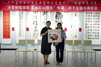 懷柔區(qū)文聯(lián)與四子王旗文聯(lián)攜手舉辦文藝交流活動(dòng) 促進(jìn)文化藝術(shù)共融發(fā)展